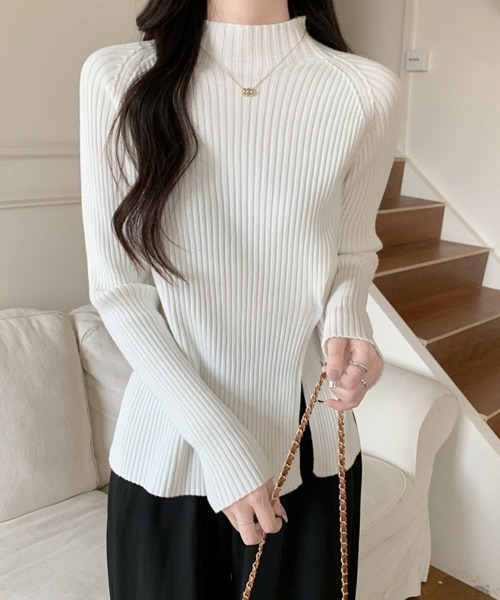 Miniministore(ミニミニストア)の「ニットトップス スリット入り 春秋冬(ニット/セーター・レディース・ブラック/カーキ/ホワイト・FREE)」の5枚目の写真