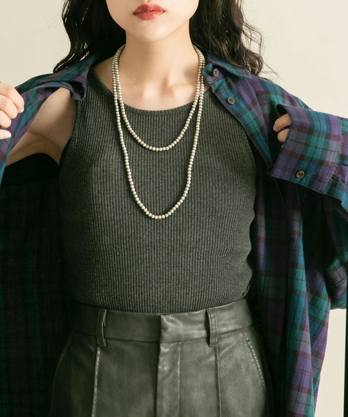 KBF(ケイビーエフ)の「RIBタンクトップ(タンクトップ・レディース・オートミール/チャコールグレー/グレー・ONE)」の1枚目の写真