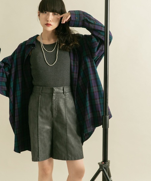 KBF(ケイビーエフ)の「RIBタンクトップ(タンクトップ・レディース・オートミール/チャコールグレー/グレー・ONE)」の13枚目の写真