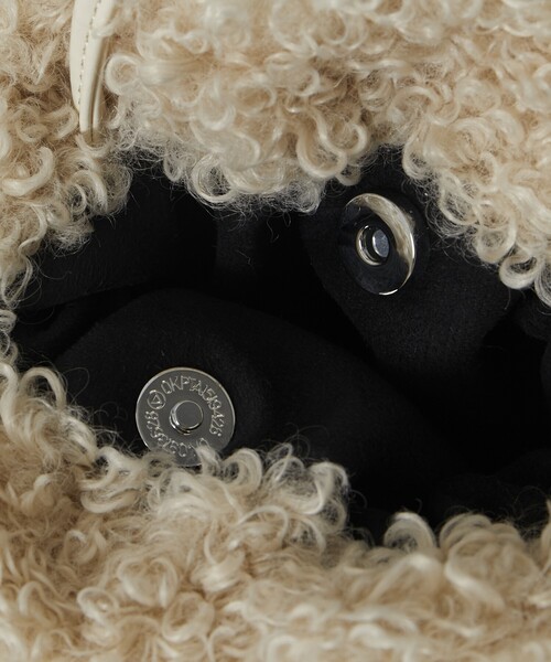 Firsthand（ファーストハンド）の「Firsthand/ファーストハンド エコファーワンハンドルバッグ（ハンドバッグ・レディース・ブラック/サックスブルー/オフホワイト/グリーン・ONE SIZE）」の12枚目の写真