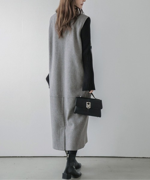 La-gemme（ラジェム）の「Vネックジャンパースカート（ジャンパースカート・レディース・オートミール/グレー/ブラウン/ブラック・フリー）」の15枚目の写真