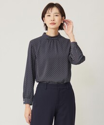 【洗える】ポリエステルスエード変形ドットプリント ブラウス