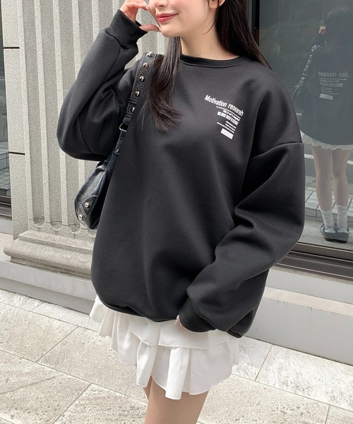 Teem Store(チームストア)の「裏起毛バックプリントオーバーサイズスウェットプルオーバー(スウェット・レディース・グレー/ブラック/アイボリー/チャコール・L/M)」の22枚目の写真