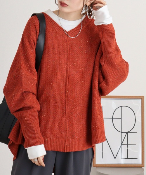myke(ミーカ)の「myke カラーネップ Vネックドルマンニット(ニット/セーター・レディース・グレー/アイボリー/オレンジ/チャコール・M)」の4枚目の写真