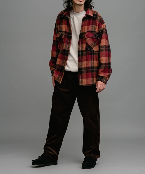 URBAN RESEARCH Sonny Label(アーバンリサーチサニーレーベル)の「シャギーチェックレギュラーカラーシャツ(シャツ/ブラウス・メンズ・ブルー系その他/レッド系その他/ブラウン系その他・LARGE/MEDIUM)」の17枚目の写真