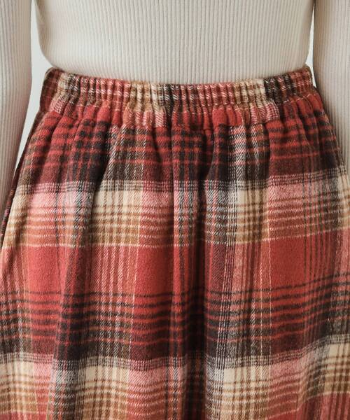 DRESKIP（ドレスキップ）の「◆【S-LL】見た目もあったか シャギー調チェックフレアスカート（スカート・レディース・ベージュ系1/ワイン系3/ブラック系1・04/03/02/01）」の20枚目の写真