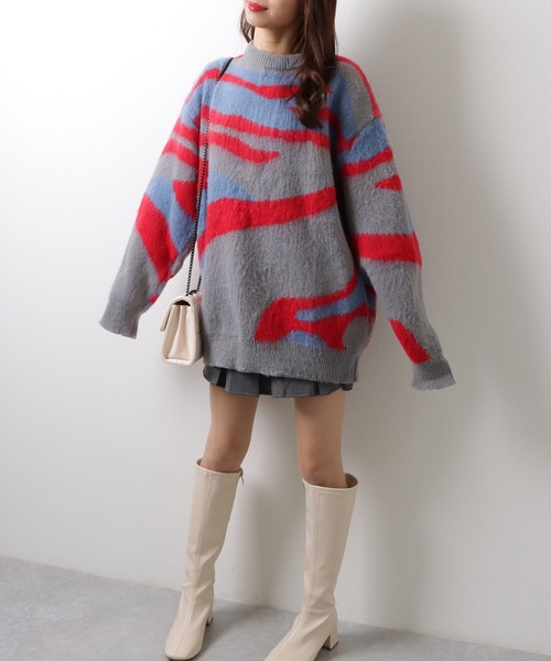 Lace Ladies(レースレディース)の「配色 ラウンドネック オーバーサイズ シャギー ニットトップス(ニット/セーター・レディース・グリーン/レッド・FREE)」の9枚目の写真