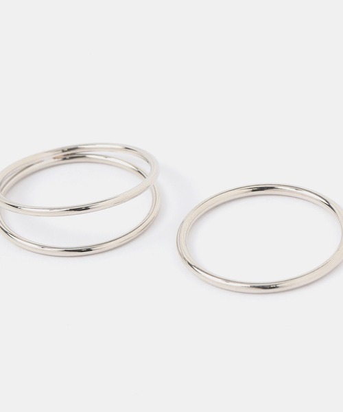 FOREVER 21（フォーエバー トゥエンティーワン）の「アソートリングセット（リング・レディース・シルバー・FREE）」の4枚目の写真