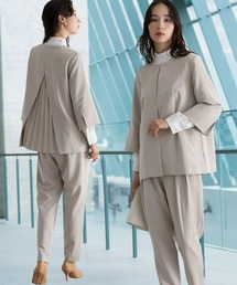 【入学式・卒業式・フォーマル】バックプリーツデザインジャケットストレッチパンツスーツ（ジャケット+パンツ）〔Callarus〕