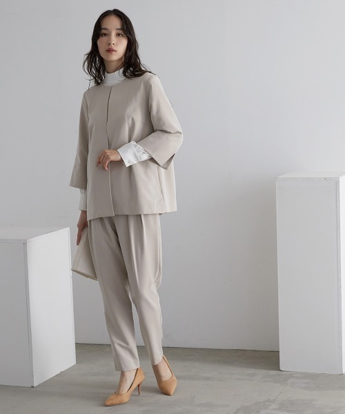 Callarus(カラルス)の「【入学式・卒業式・フォーマル】バックプリーツデザインジャケットストレッチパンツスーツ(ジャケット+パンツ)〔Callarus〕(スーツセット・レディース・ブラック/ベージュ・LL/L/M/S/3L)」の11枚目の写真