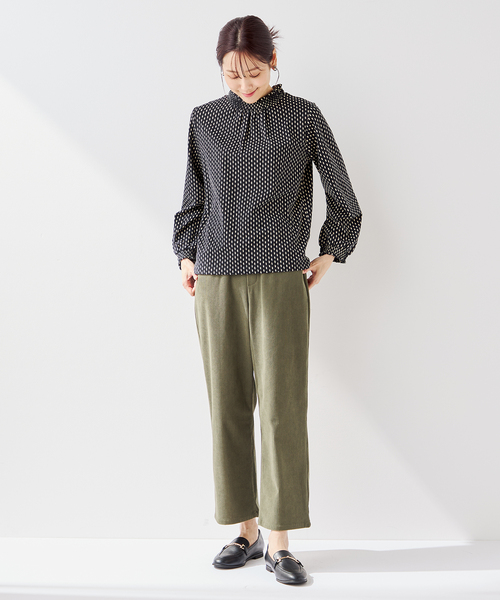 Petit Honfleur(プチオンフルール)の「コーデュロイパンツ(スラックス・レディース・アイボリー/ブラック/カーキ・M/L)」の14枚目の写真