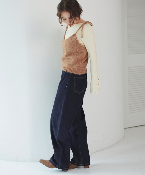 titivate(ティティベイト)の「カーブラインデニムパンツ(デニムパンツ・レディース・ブラック系その他/ブラック系その他2/アイボリー/ライトブルー/インディゴブルー/ブルー・M)」の5枚目の写真