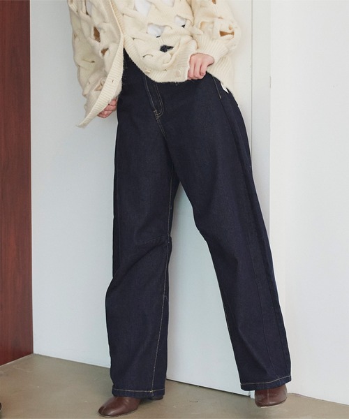 titivate(ティティベイト)の「カーブラインデニムパンツ(デニムパンツ・レディース・ブラック系その他/ブラック系その他2/アイボリー/ライトブルー/インディゴブルー/ブルー・M)」の22枚目の写真