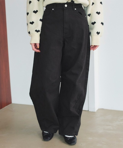 titivate(ティティベイト)の「カーブラインデニムパンツ(デニムパンツ・レディース・ブラック系その他/ブラック系その他2/アイボリー/ライトブルー/インディゴブルー/ブルー・M)」の12枚目の写真