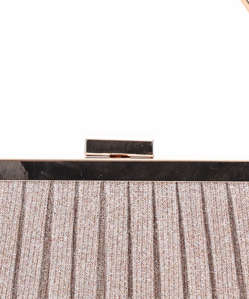 haremode（ハレモード）の「メタルハンドルラメプリーツパーティーバッグ（クラッチバッグ・レディース・ベージュ/シルバー/ブラック・FREE）」の13枚目の写真