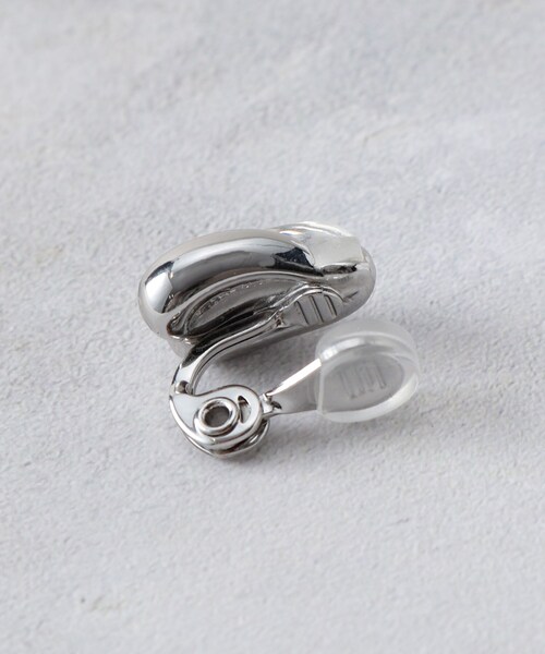 grove（グローブ）の「カラーメタルイヤリング（イヤリング・レディース・シルバー/ゴールド/ピンクゴールド・00）」の6枚目の写真