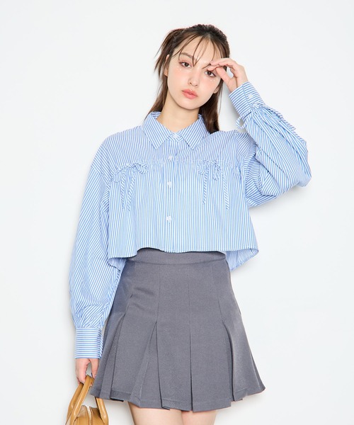 INGNI(イング)の「アソート胸リボンショートシャツ(シャツ/ブラウス・レディース・ブラック系その他3/ブルー系1/ホワイト系8・M)」の1枚目の写真