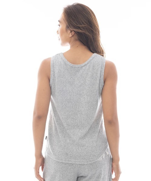 BILLABONG(ビラボン)の「BILLABONG レディース 【CHILLWEAR】 PILE TANK TOP タンクトップ 【2025年春夏モデル】/ビラボンワンポイントロゴ刺繍タンクトップ(タンクトップ・レディース・グレー/ネイビー/ホワイト・MEDIUM)」の7枚目の写真