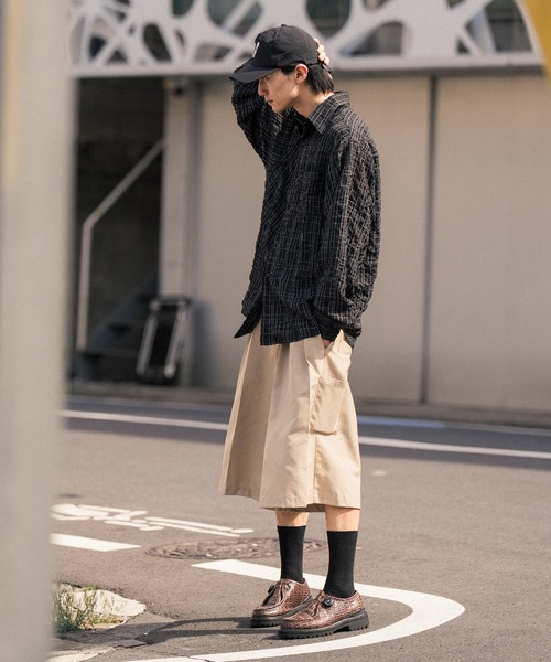 Nanmo.（ナンモ）の「SEERSUCKER LONG SHIRT / シアサッカーロング