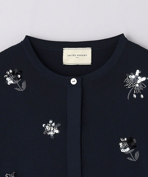 UNITED ARROWS（ユナイテッドアローズ）の「フラワー ビジュー カーディガン（カーディガン/ボレロ・レディース・ブラック/ライトブルー/ネイビー・FREE）」の14枚目の写真