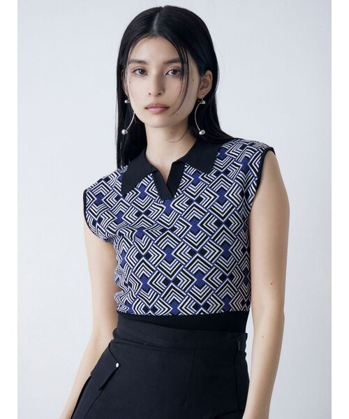 MURUA(ムルーア)の「ジオメトリックニットタンク(タンクトップ・レディース・グレー/ブラック/ベージュ・FREE)」の6枚目の写真