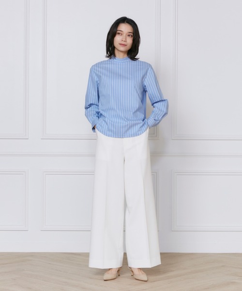 INED(イネド)の「プリーツカラーブラウス(シャツ/ブラウス・レディース・オフホワイト/ストライプ・7号/9号)」の3枚目の写真