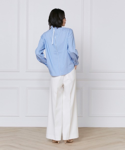 INED(イネド)の「プリーツカラーブラウス(シャツ/ブラウス・レディース・オフホワイト/ストライプ・7号/9号)」の5枚目の写真