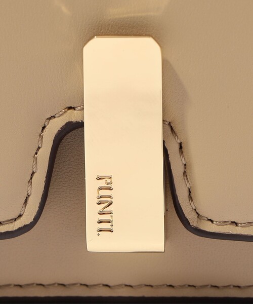 TOMORROWLAND （トゥモローランド）の「PUNTI. ESSENCE SHLD　ショルダーバッグ（バックパック/リュック・レディース・ブラック/ベージュ・FREE）」の10枚目の写真