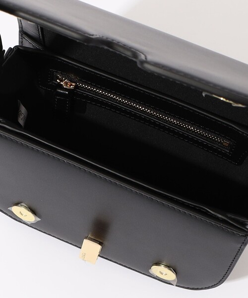 TOMORROWLAND （トゥモローランド）の「PUNTI. ESSENCE SHLD　ショルダーバッグ（バックパック/リュック・レディース・ブラック/ベージュ・FREE）」の12枚目の写真