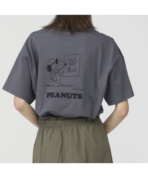 PEANUTS（ピーナッツ）の「ピーナッツ  UVコットングラフィックTシャツ JOE COOL（Tシャツ/カットソー・レディース・チャコールグレー/ホワイト/ブラック・S/M/L/XL）」の5枚目の写真