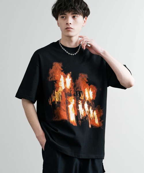 Rocky Monroe(ロッキーモンロー)の「オーバーサイズ ファイヤーフォトプリントクルーネック半袖Tシャツ(Tシャツ/カットソー・メンズ・ブラック/チャコールグレー・M/L/XXL/XL)」の22枚目の写真