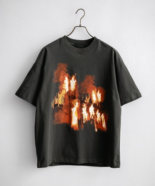 Rocky Monroe(ロッキーモンロー)の「オーバーサイズ ファイヤーフォトプリントクルーネック半袖Tシャツ(Tシャツ/カットソー・メンズ・ブラック/チャコールグレー・M/L/XXL/XL)」の13枚目の写真