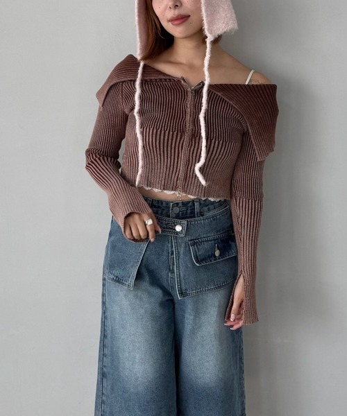 SANSeLF（サンセルフ）の「【SANSeLF】 オフショルダー ニットトップス ジップアップ スリットスリーブ sanw25a028（その他トップス・レディース・ブラウン/カーキ/ブラック・FREE）」の3枚目の写真