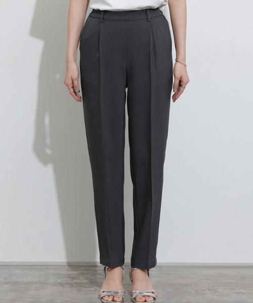 Pierrot（ピエロ）の「接触冷感高見えゆるテーパードパンツ（その他パンツ・レディース・ピンク/チャコール/ベージュ系その他/杢グレー/ブラック/ネイビー・TLL/TM/M/S/PL/PM/PS/L/TL/LL）」の17枚目の写真