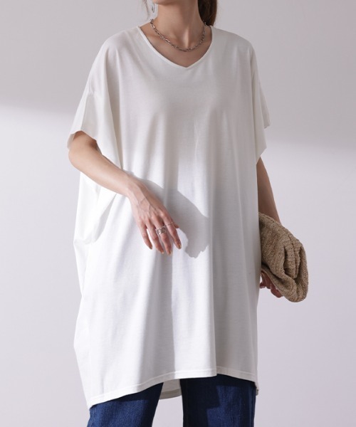 HUG.U(ハグユー)の「二の腕撃退 ビッグTシャツ(Tシャツ/カットソー・レディース・モカ/ダークグレー/グリーン/オリーブ/オフホワイト/ブラック/ライトグレー/ロイヤルブルー・FREE)」の2枚目の写真