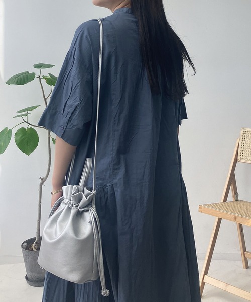 AS KNOW AS plus(アズノゥアズプラス)の「●インドコットン 切替えギャザー前開き5分袖ワンピース(ワンピース・レディース・ホワイト×ブラック/グレイッシュベージュ/ホワイト×ネイビー/ダークブルー/ブラック/ネイビー×ホワイト・FREE)」の18枚目の写真