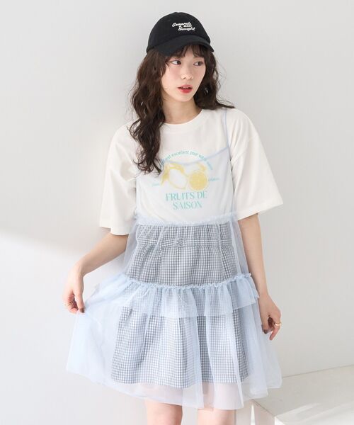 earth music&ecology（アースミュージックアンドエコロジー）の「チュールミニキャミワンピース（ワンピース・レディース・オフホワイト/ブラック/サックスブルー・FREE）」の7枚目の写真