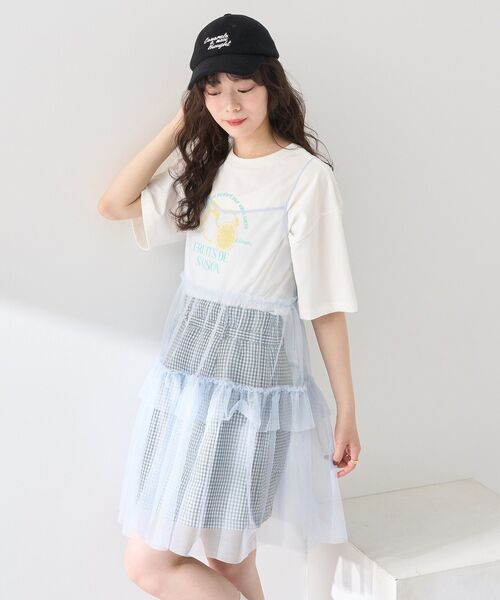 earth music&ecology（アースミュージックアンドエコロジー）の「チュールミニキャミワンピース（ワンピース・レディース・オフホワイト/ブラック/サックスブルー・FREE）」の9枚目の写真