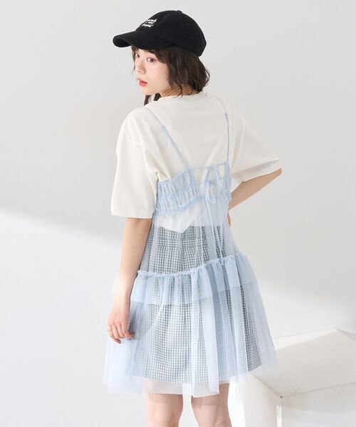earth music&ecology（アースミュージックアンドエコロジー）の「チュールミニキャミワンピース（ワンピース・レディース・オフホワイト/ブラック/サックスブルー・FREE）」の10枚目の写真