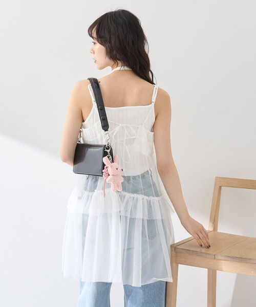 earth music&ecology（アースミュージックアンドエコロジー）の「チュールミニキャミワンピース（ワンピース・レディース・オフホワイト/ブラック/サックスブルー・FREE）」の17枚目の写真