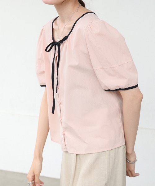 Bab(バブ)の「パイピングリボンブラウス(シャツ/ブラウス・レディース・オフホワイト/ベージュ/ピンク・M)」の17枚目の写真