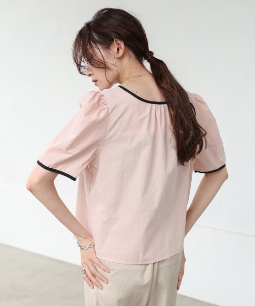 Bab(バブ)の「パイピングリボンブラウス(シャツ/ブラウス・レディース・オフホワイト/ベージュ/ピンク・M)」の14枚目の写真