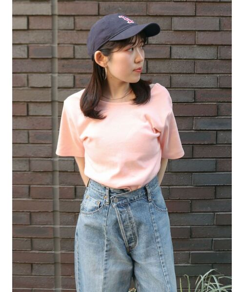 Ungrid（アングリッド）の「パット付きバックオープンTee（Tシャツ/カットソー・レディース・ピンク/オフホワイト/ブラック・FREE）」の10枚目の写真