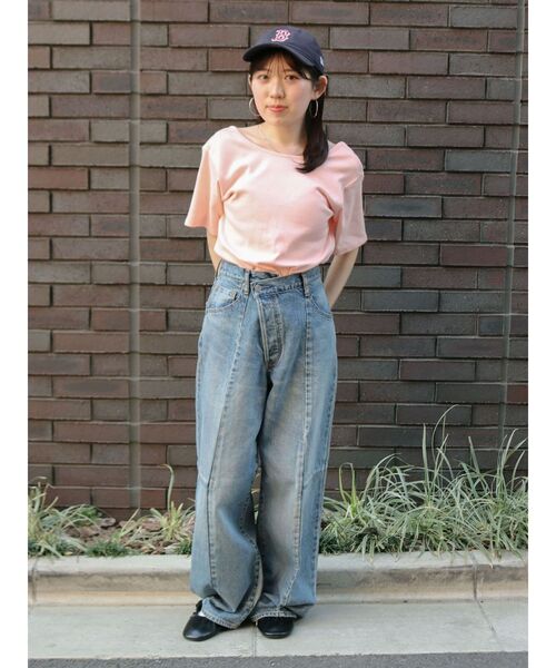 Ungrid（アングリッド）の「パット付きバックオープンTee（Tシャツ/カットソー・レディース・ピンク/オフホワイト/ブラック・FREE）」の8枚目の写真