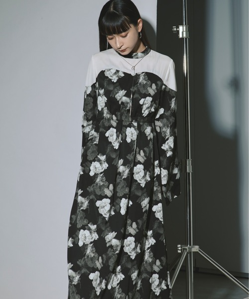 Ezick（エジック）の「Assorted sheer docking フラワーワンピース