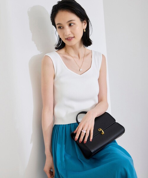 ROPE'（ロペ）の「テレコスリーブレスニットプルオーバー/洗える（ニット/セーター・レディース・ブラウン/ホワイト/ブラック・FREE）」の2枚目の写真