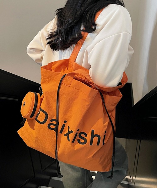 florist（フローリスト）の「【ポーチ付・A4収納可】ビッグロゴプリントトートバッグ（トートバッグ・レディース・オフホワイト/レッド/ブラック/オレンジ/キャメル/グリーン・FREE）」の6枚目の写真