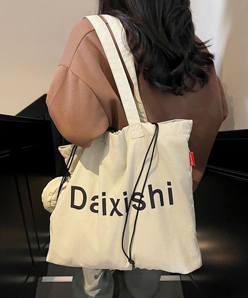 florist（フローリスト）の「【ポーチ付・A4収納可】ビッグロゴプリントトートバッグ（トートバッグ・レディース・オフホワイト/レッド/ブラック/オレンジ/キャメル/グリーン・FREE）」の9枚目の写真