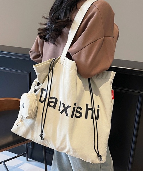 florist（フローリスト）の「【ポーチ付・A4収納可】ビッグロゴプリントトートバッグ（トートバッグ・レディース・オフホワイト/レッド/ブラック/オレンジ/キャメル/グリーン・FREE）」の8枚目の写真