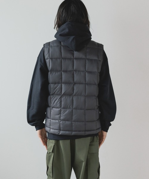 SPLR(エス・ピー・エル・アール)の「SPLR/エスピーエルアール Squere Stitch Down Vest 中綿ベスト(ベスト・メンズ・チャコール・L/XL)」の20枚目の写真